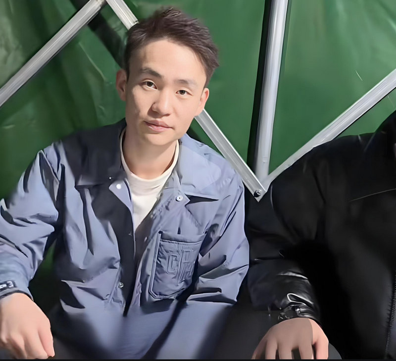 1763055419800578.jpg 01.jpg